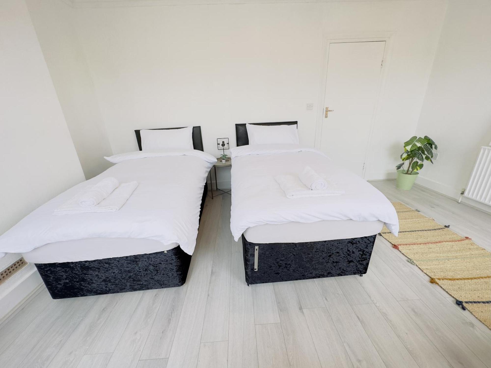 Leyton House - Sleepylodge London Room photo