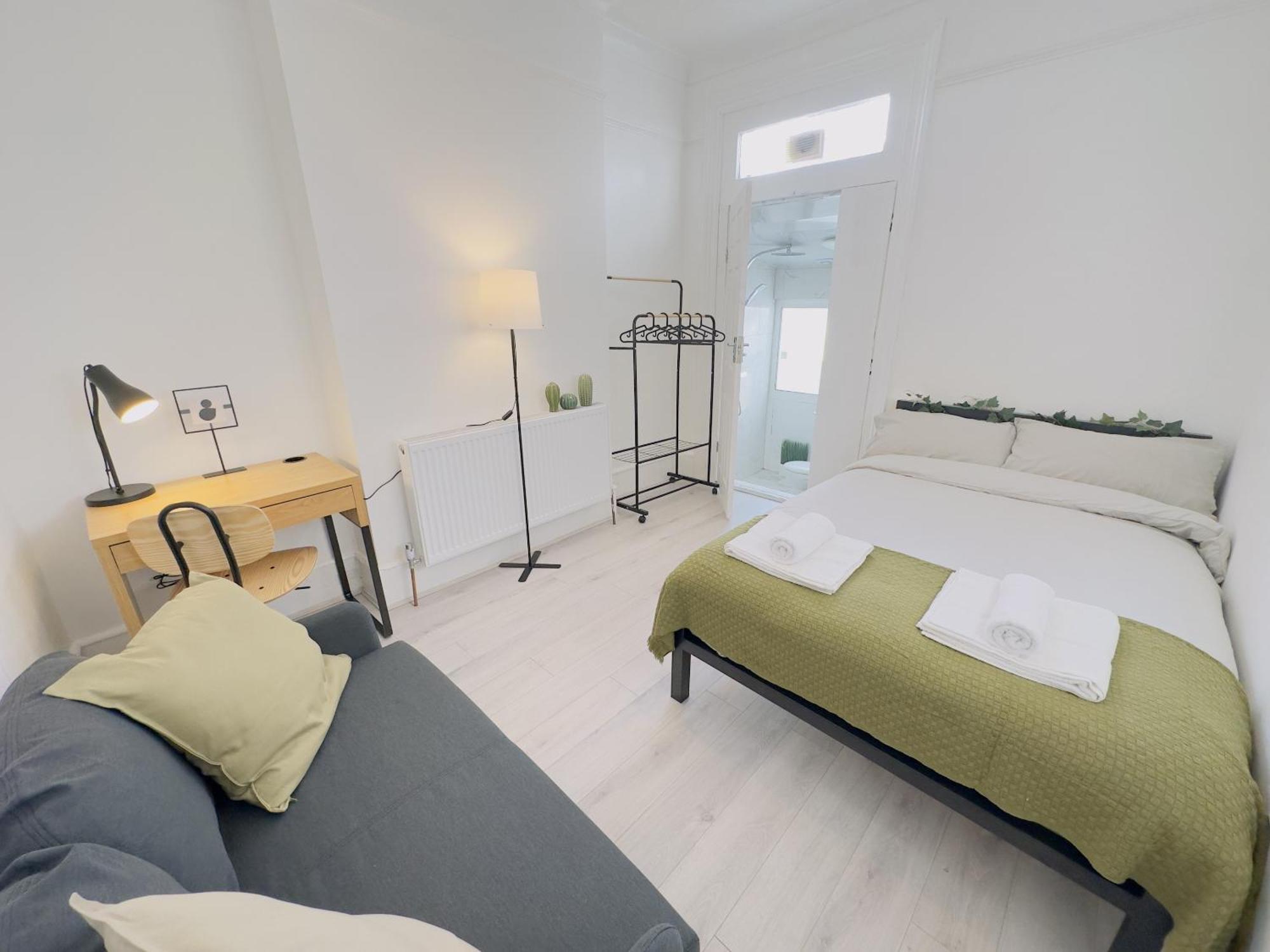 Leyton House - Sleepylodge London Room photo