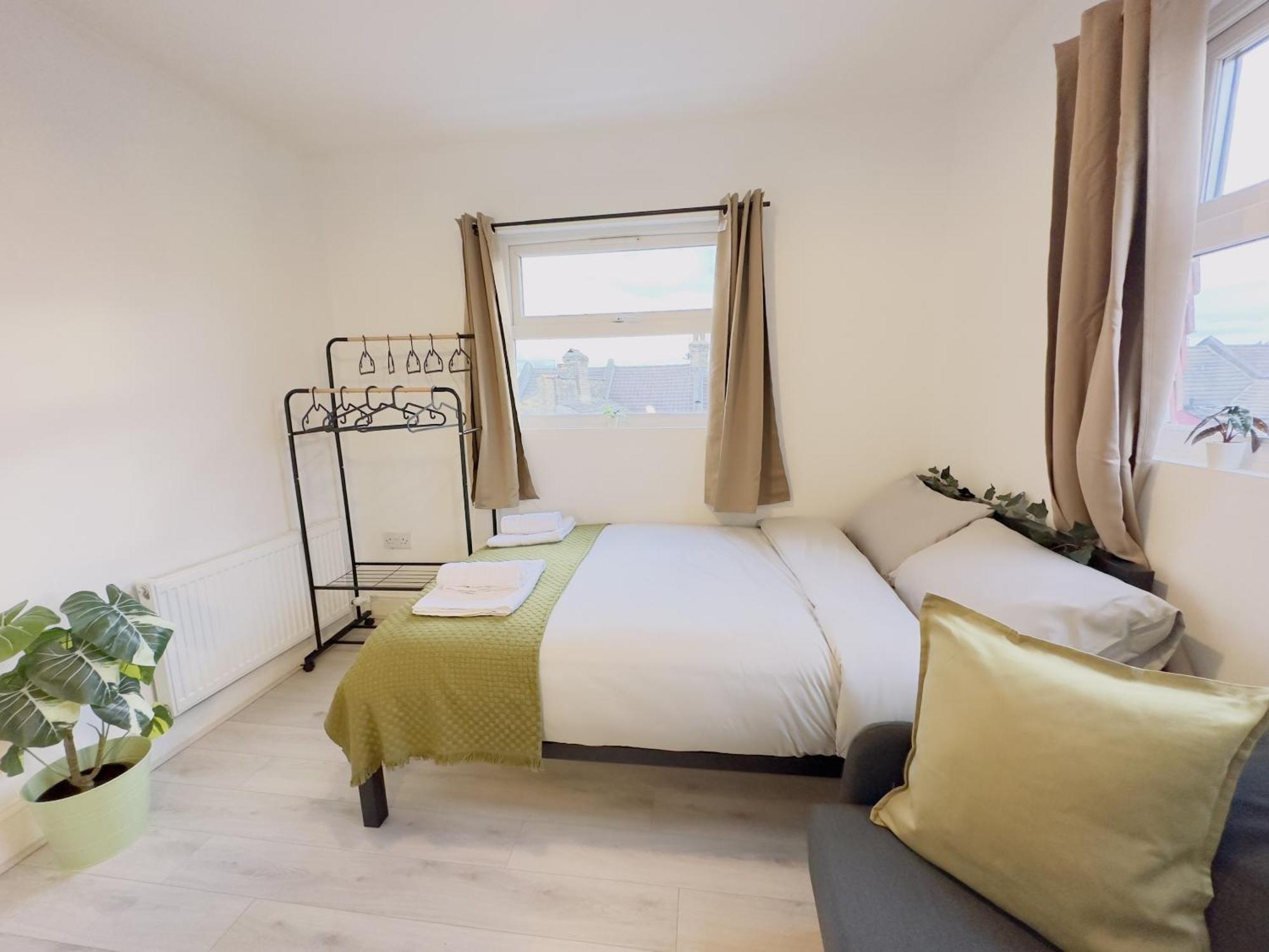 Leyton House - Sleepylodge London Room photo